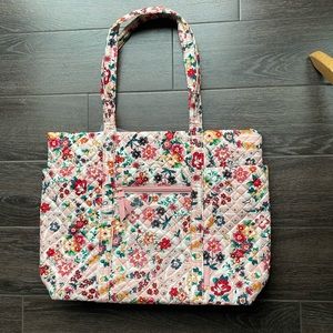 Vera Bradley large over shoulder over night tote